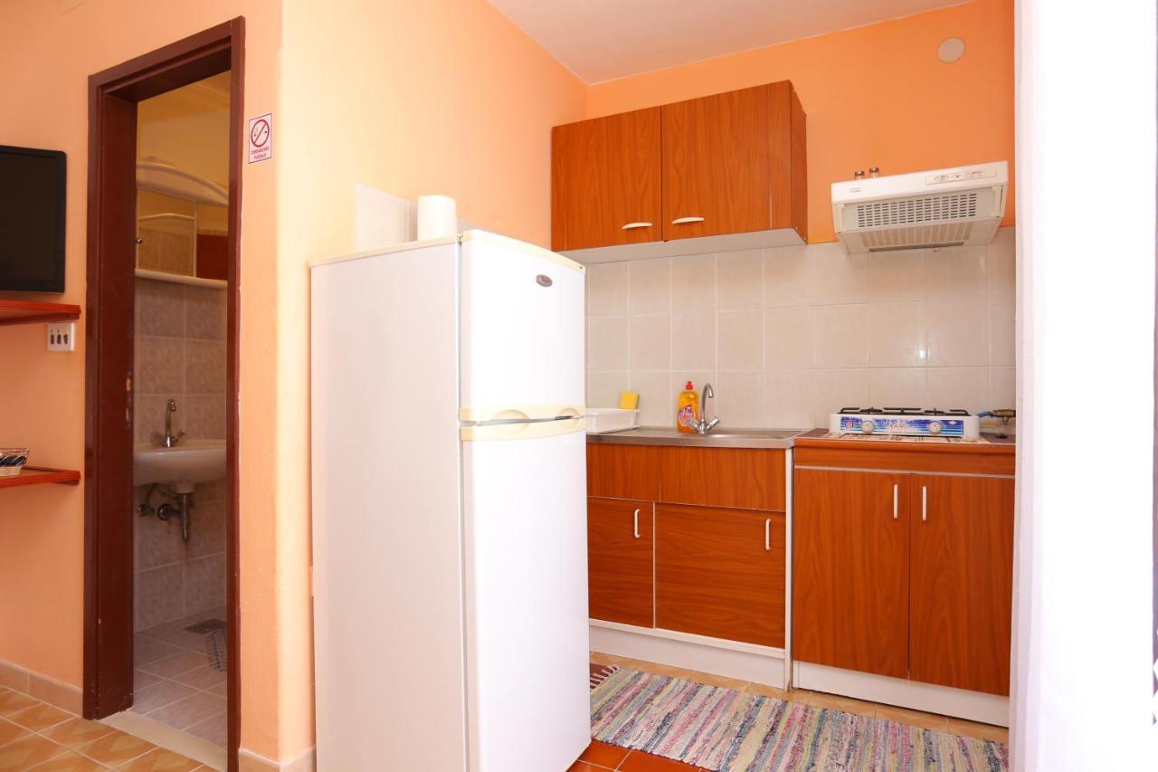 Apartments By The Sea Slatine, Ciovo - 16131 Exterior foto